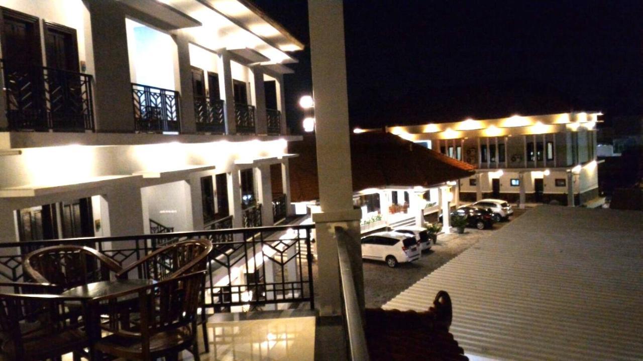 Avila Ketapan Rame Hotel Prigen Zewnętrze zdjęcie