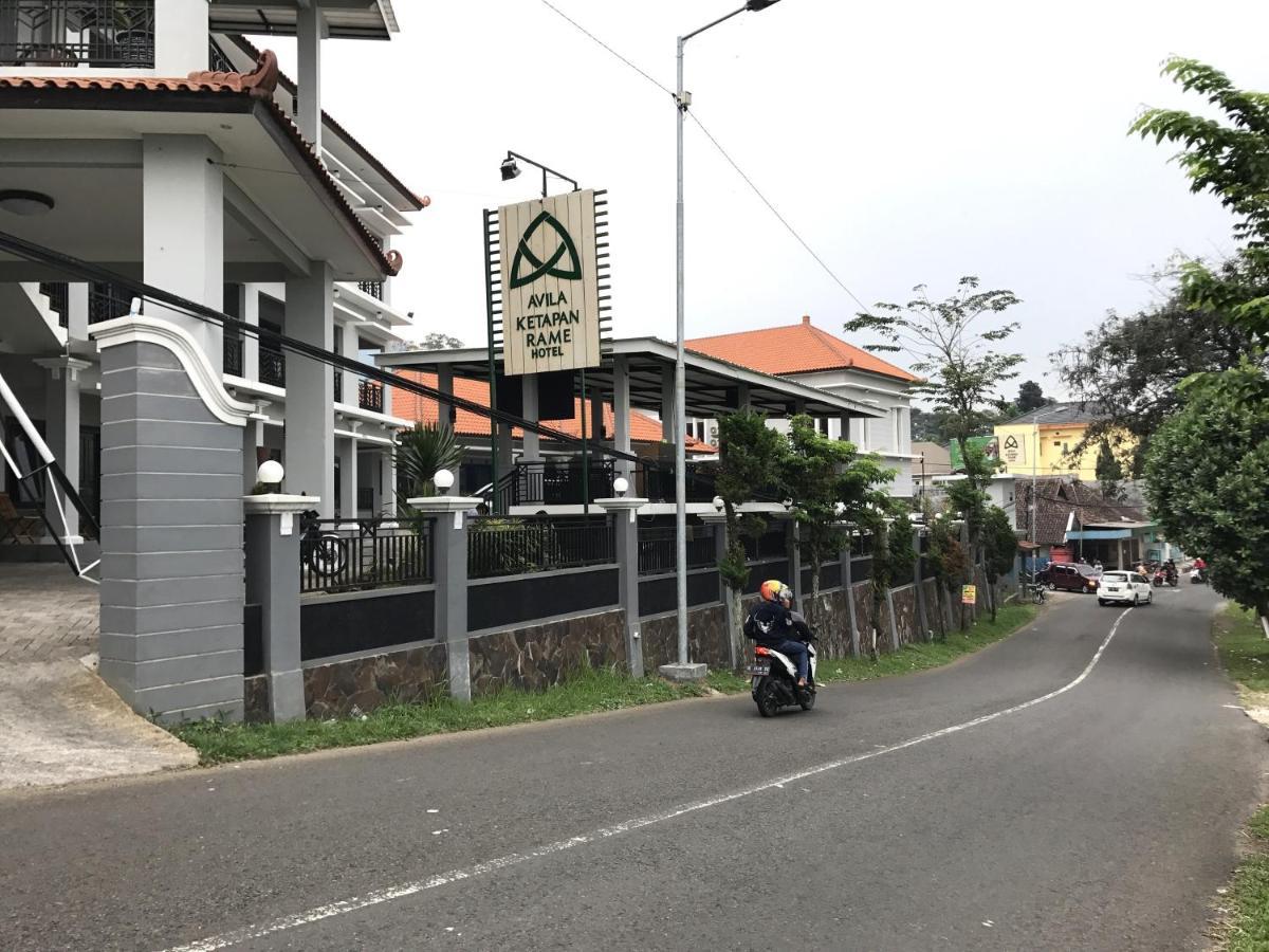 Avila Ketapan Rame Hotel Prigen Zewnętrze zdjęcie