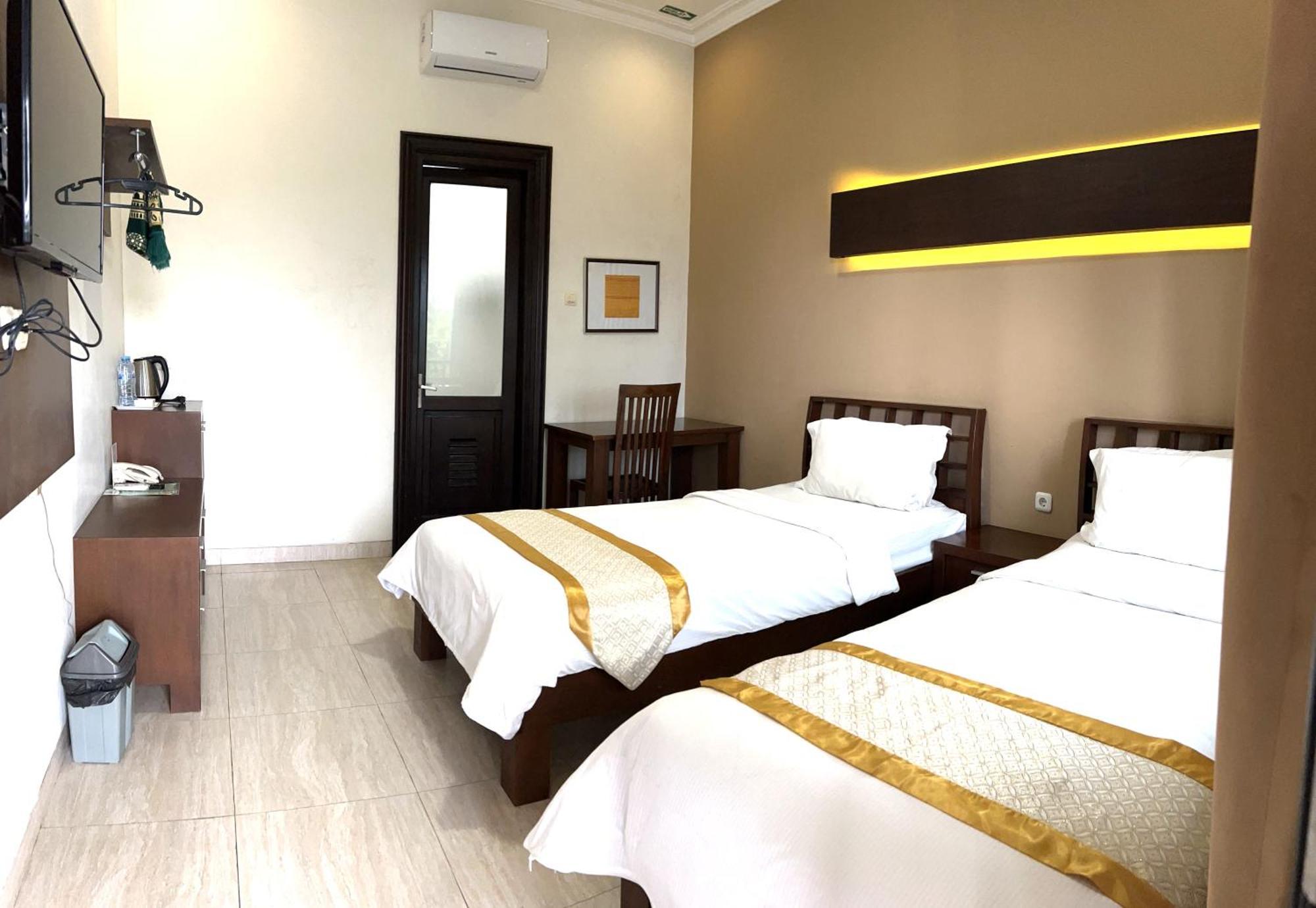 Avila Ketapan Rame Hotel Prigen Zewnętrze zdjęcie