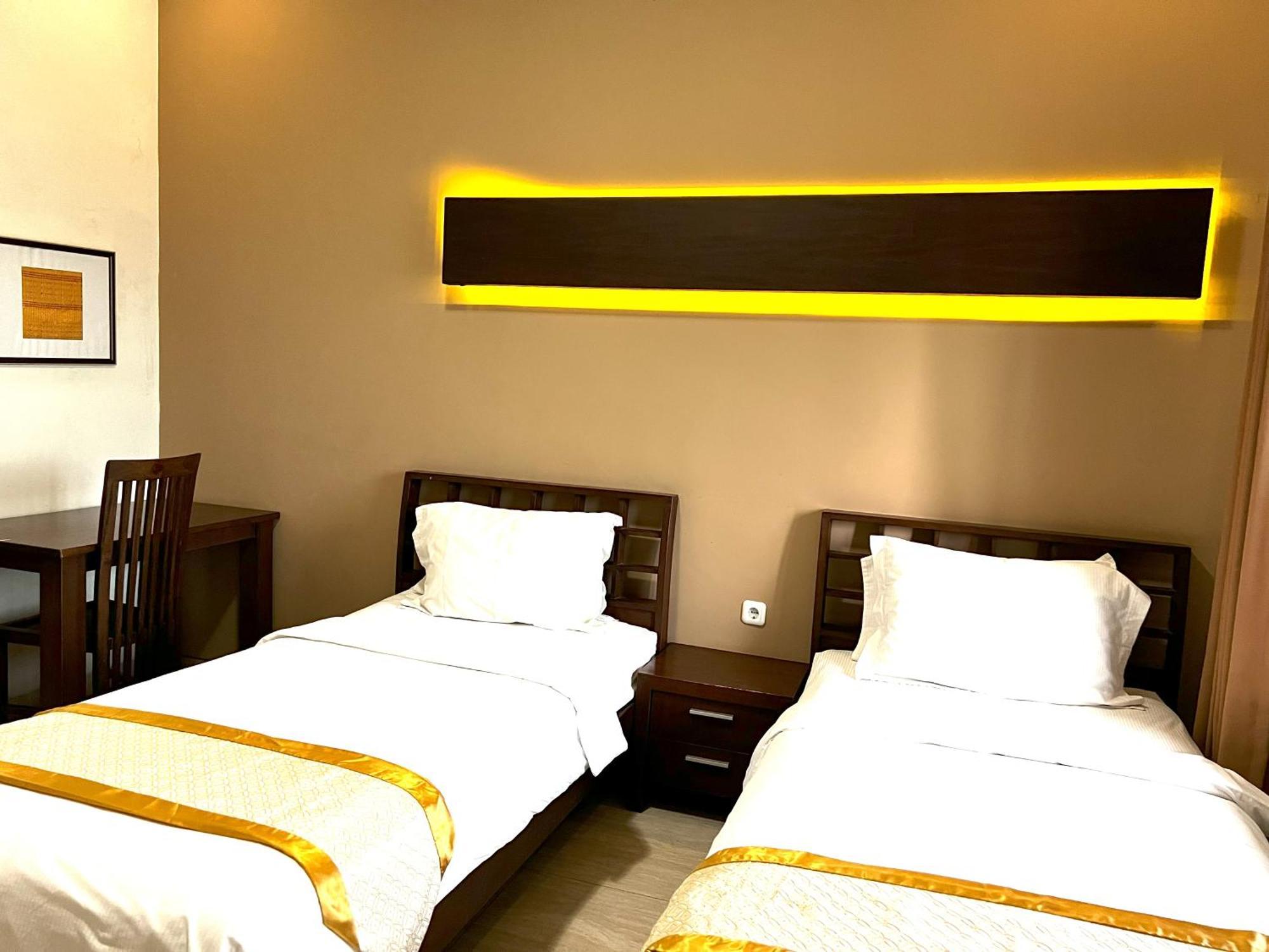 Avila Ketapan Rame Hotel Prigen Zewnętrze zdjęcie