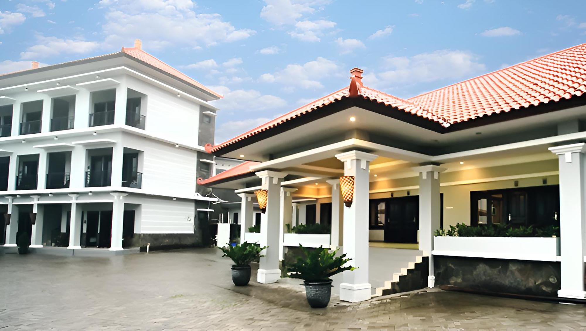 Avila Ketapan Rame Hotel Prigen Zewnętrze zdjęcie
